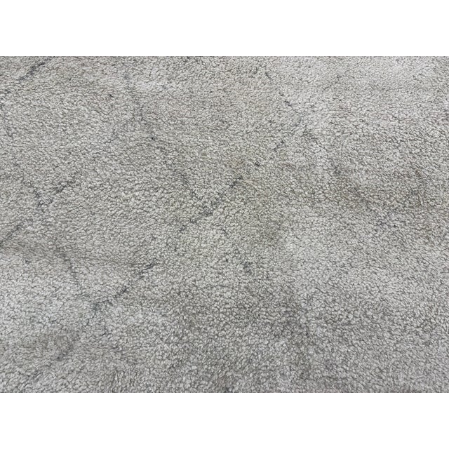 Rh Iman Diamond Wool Rug 9x12 - Ivory/Silver For Sale - Image 13 of 18