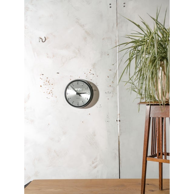 Black 20th Century Satin Black Clock from Magneta for GPO, England, 1950s For Sale - Image 8 of 10