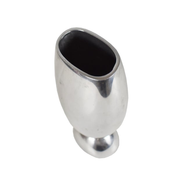 Modern Late 20th Century Modern Minimal Pedestal Aluminum Vase For Sale - Image 3 of 5