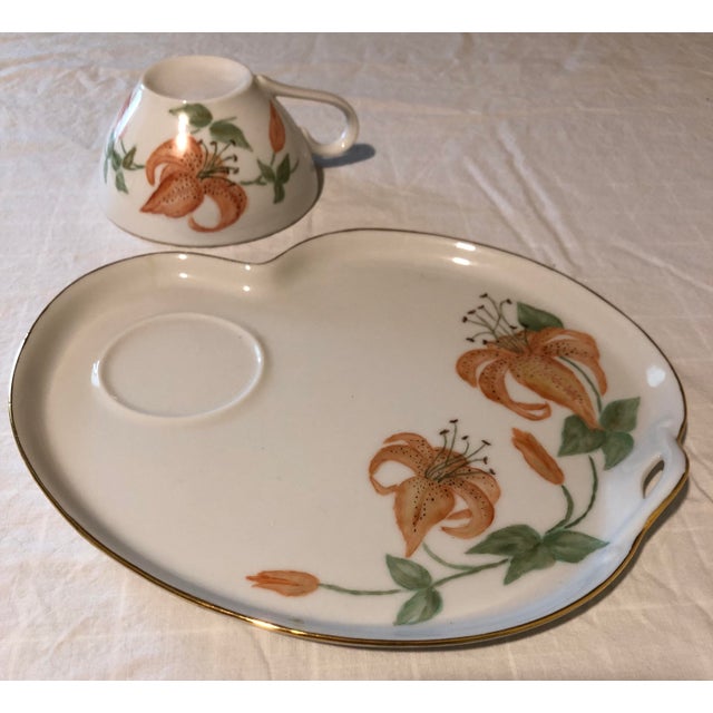 1960s 1960s Hand Painted Porcelain Tea/Coffee Dessert Set of 8 - 16 pcs For Sale - Image 5 of 10