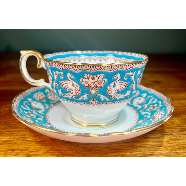 1970s 1970s Crown Staffordshire Ellesmere Footed Cup & Saucer Set For Sale - Image 5 of 9