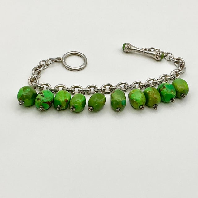 1980s Vintage Southwestern Navajo Americana Carico Lake Sterling & Green Turquoise Beaded Bracelet - 7" For Sale - Image 11 of 12