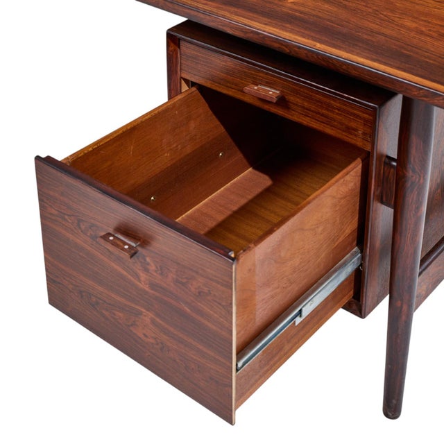Arne Vodder for Sibast Model 209 Mid Century Rosewood Desk With Return For Sale - Image 11 of 14