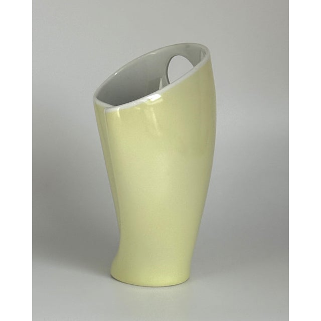 Asymmetrical Porcelain Vase by Beate Kuhn for Rosenthal, Germany, 1955 For Sale - Image 6 of 9