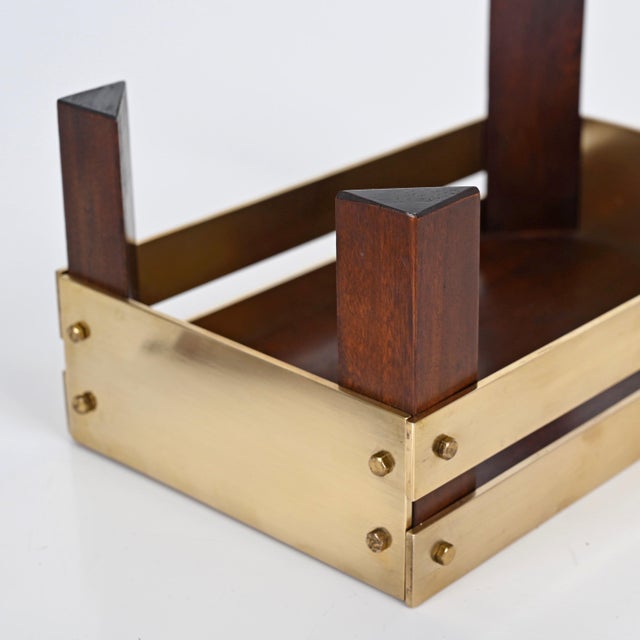 Mid-Century Brass and Walnut Pocket Emptier attributed to Tommaso Barbi, Italy, 1970s For Sale - Image 6 of 15