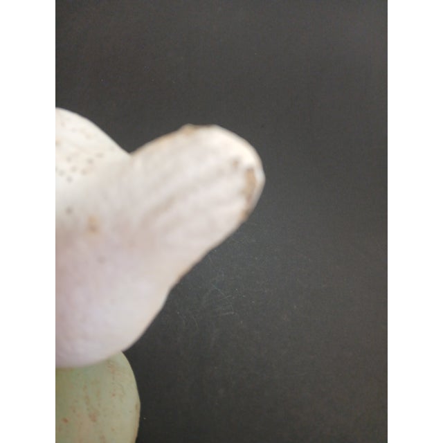 Sculpture Materials 1950s Chicken Yard Art Garden Door Stop Concrete Cottage Farmhouse Flaw Broken Beak For Sale - Image 7 of 9