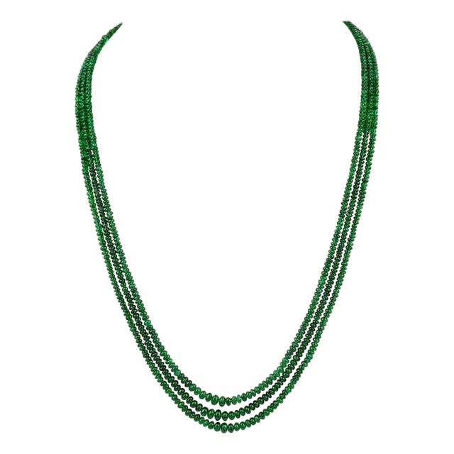 200Ct Fine Emerald Beads 3 Line Necklace with 14 Kt Yellow Gold Clasp Adjustable For Sale