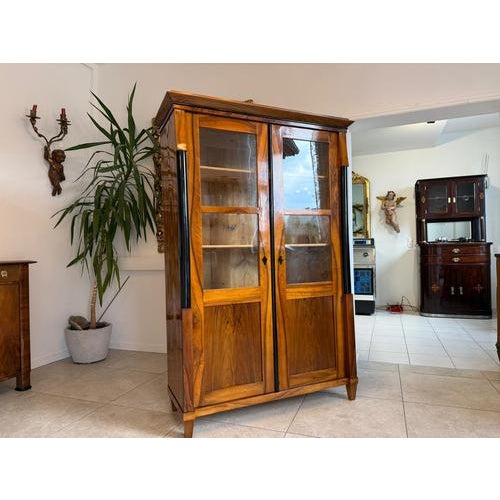 Biedermeier Display Cabinet in Walnut For Sale - Image 15 of 18