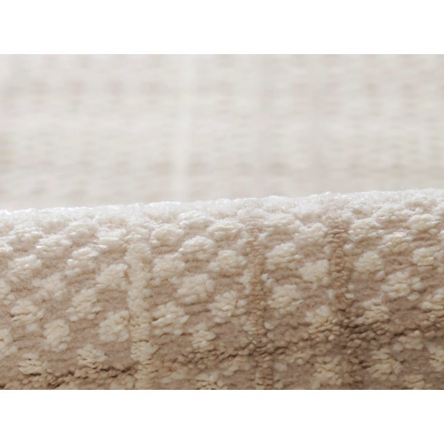 Momeni Talia Beige Machine Made 2'3" X 8' Runner For Sale - Image 4 of 9