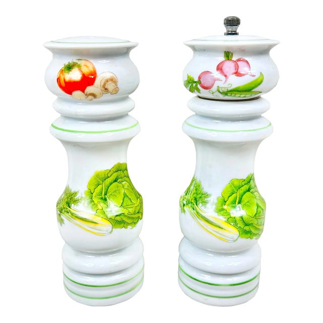 Vintage Royal Worcester Country Kitchen Ceramic Salt and Pepper Shakers-A Pair For Sale