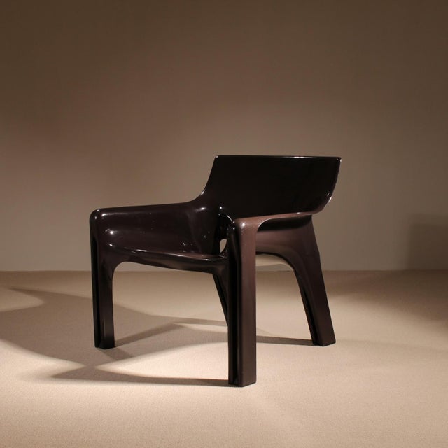 Mid-Century Modern Vintage Vicario Lounge Chairs by Vico Magistretti for Artemide, 1970, Set of 8 For Sale - Image 3 of 7