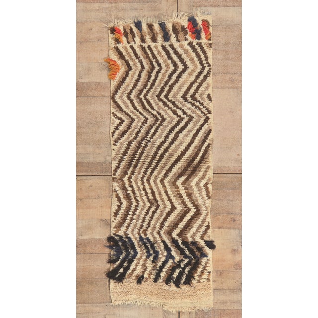 Vintage Azilal Moroccan Rug, 02'04 X 06'02 For Sale - Image 10 of 10