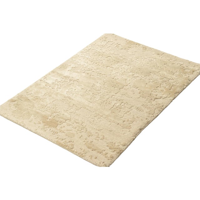 Rug & Kilim Rug & Kilim’s Gift-Size Abstract Rug in Cream White High-And-Low Texture For Sale - Image 4 of 8