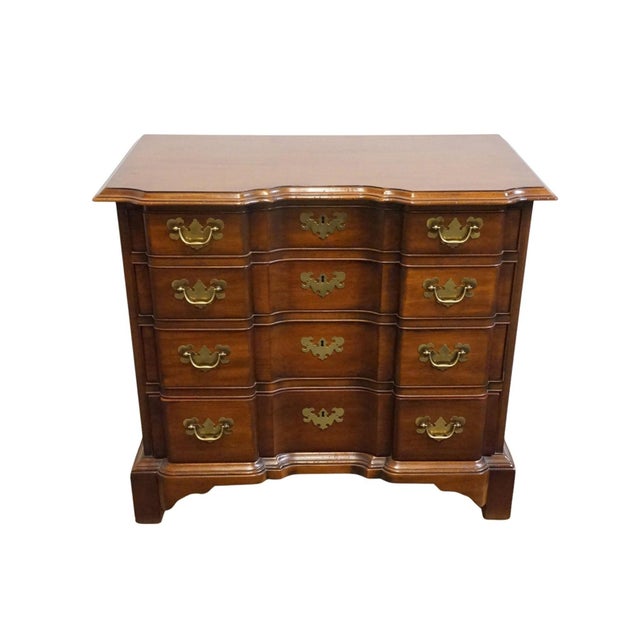Traditional Hickory Chair Co. Historic James River Collection Solid Mahogany Traditional 35" Gentleman's Chest For Sale - Image 3 of 12