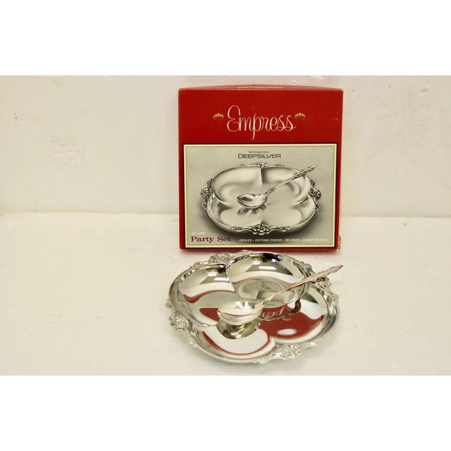 International Silver Company Silverplate Empress Party Set Dish & Spoon, 2 Pcs For Sale In Richmond - Image 6 of 7
