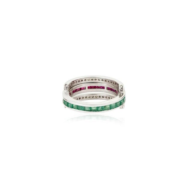 Contemporary Natural Emerald Ruby Diamond Multi-Stone Spinner Band Ring in 925 Silver, Size 6.5 For Sale - Image 3 of 13
