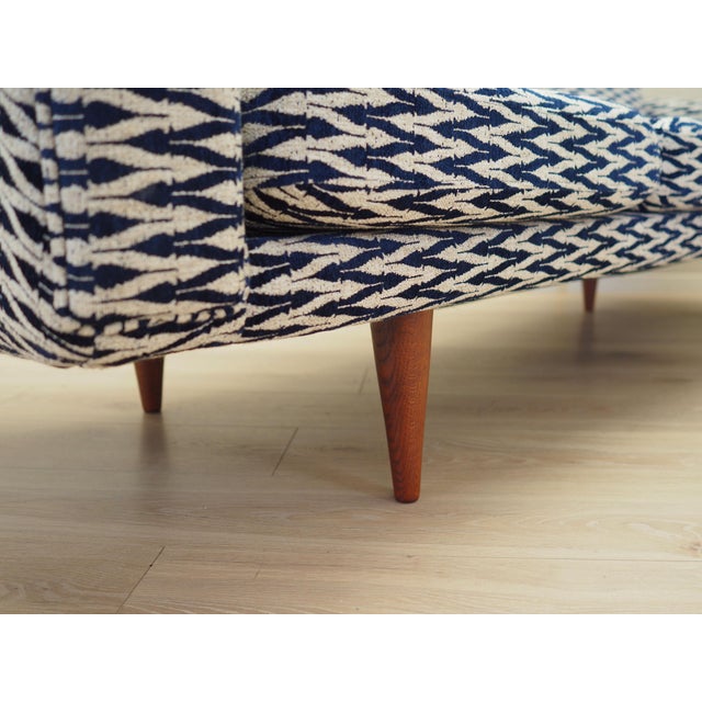 Vintage Danish Three-Seater Sofa by Illum Wikkelsø, 1960s For Sale - Image 9 of 10