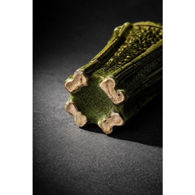 Mid 20th Century Vintage Textured Green Ceramic Vase – Sculptural Fluted Form With Basketweave Relief Pattern (9” H) For Sale - Image 5 of 5