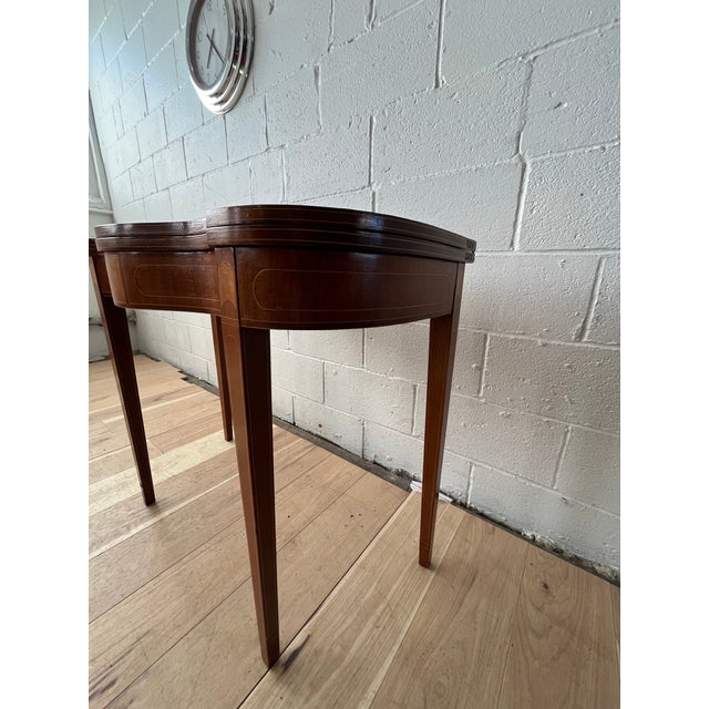 Wood Vintage Hepplewhite-Style Inlaid Mahogany Flip Top Game Card Table For Sale - Image 7 of 10
