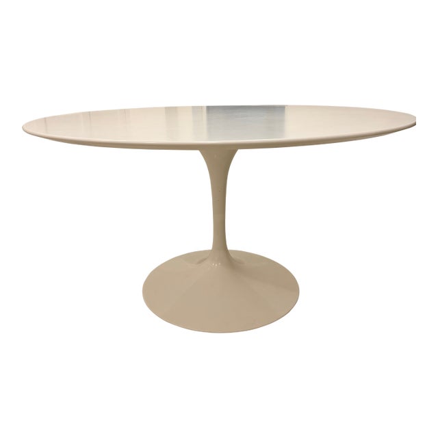 Knoll Saarinen Dining Table, Round For Sale