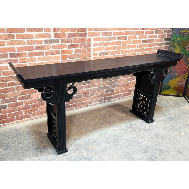Vintage Black Lacquered Chinese Altar Console Table With Carved Scrollwork For Sale In Providence - Image 6 of 10
