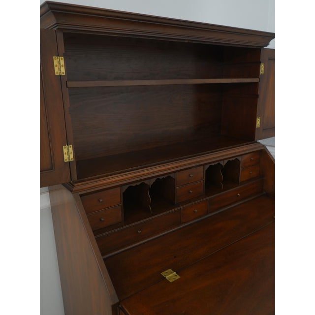 Kittinger 1960s Kittinger Cw-1 Colonial Williamsburg Mahogany Desk For Sale - Image 4 of 18