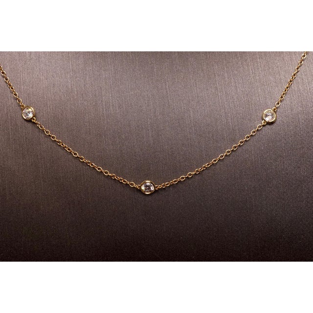 Contemporary 1 Carat Round Diamond by Yard Necklace Set in 14 Karat Yellow Gold For Sale - Image 3 of 4