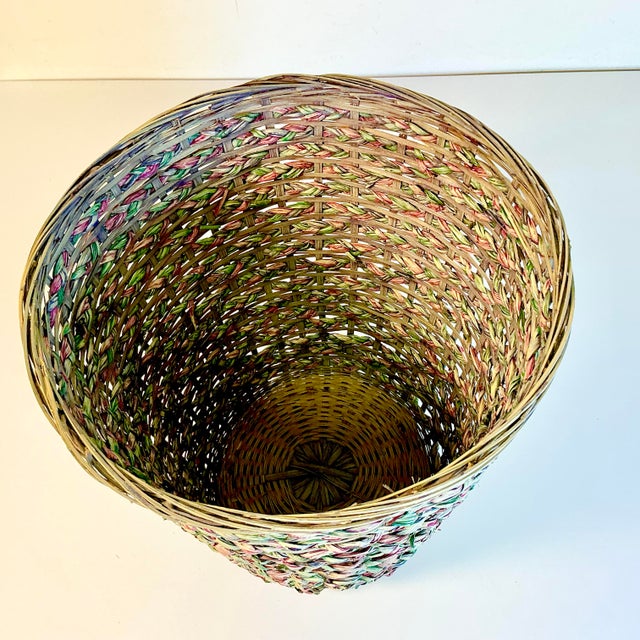 1970s Vintage Boho Chic Coastal Colorful Dyed Wicker Wastebasket. For Sale - Image 10 of 12