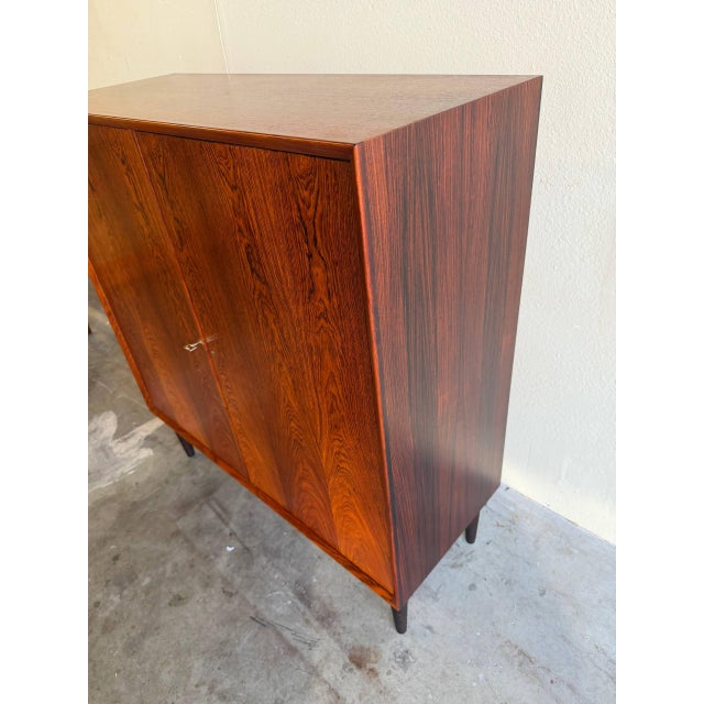 1960s Mid-Century Danish Rosewood Cabinet - Vintage Scandinavian Storage Cupboard With Shelves For Sale In Los Angeles - Image 6 of 11