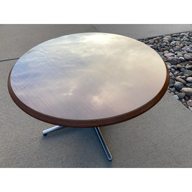 Wood Mid-Century Modern Dining Table Manner of George Nelson From Vecta Contract Italy For Sale - Image 7 of 13