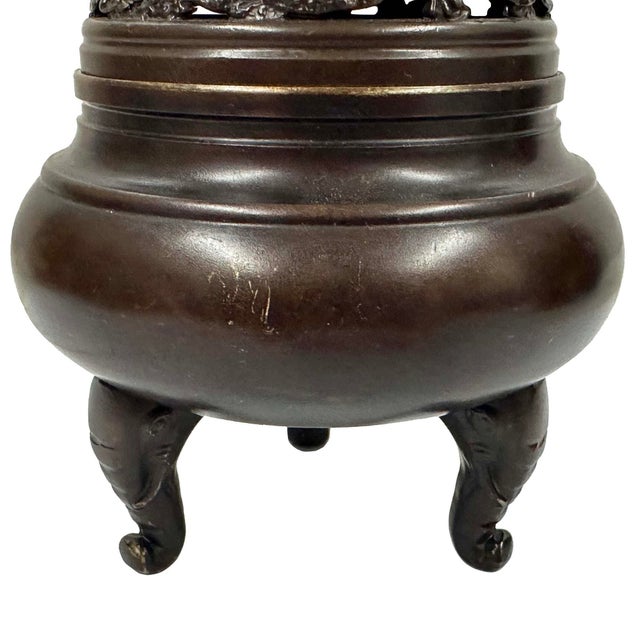 Asian Mid-20th Century Chinese Bronze Tripod Incense Burner (Censer) For Sale - Image 3 of 16