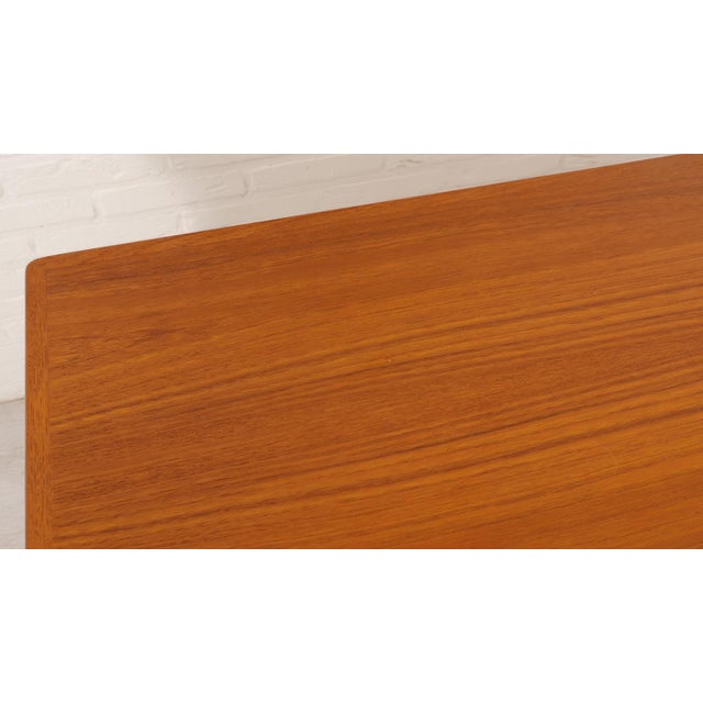 Mid-Century Modern Vintage Extendable Teak Dining Table For Sale - Image 3 of 18