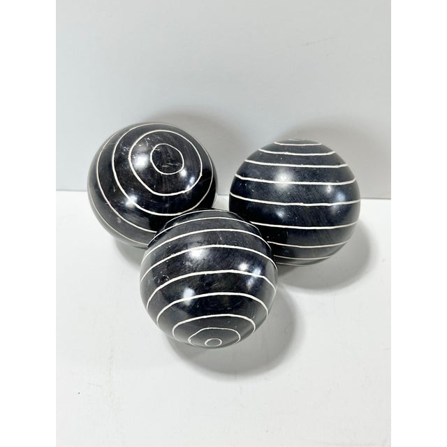 Vintage Stone Decorative Spheres – Marble, Granite & Carved Soapstone Orbs, Coffee Table Decor, Organic Modern Styling Objects - Set of 8 For Sale - Image 4 of 12