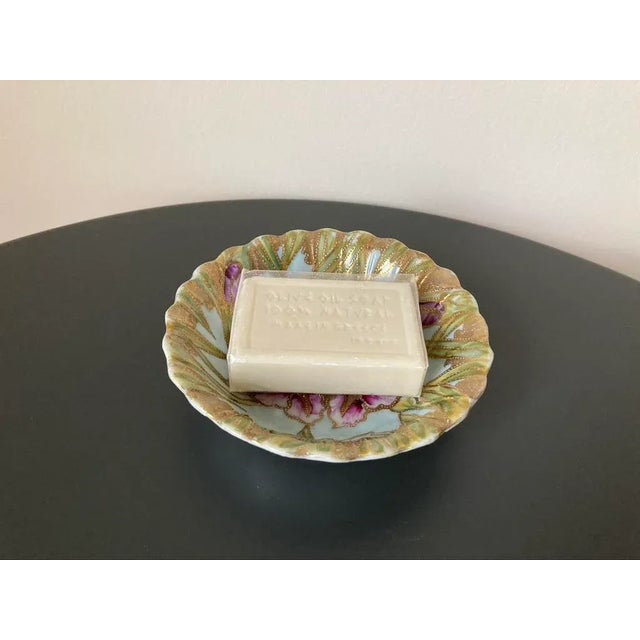 Mid 20th Century Chinese Art Nouveau Gold Porcelain Iris Design Catchall Bowl For Sale - Image 13 of 18