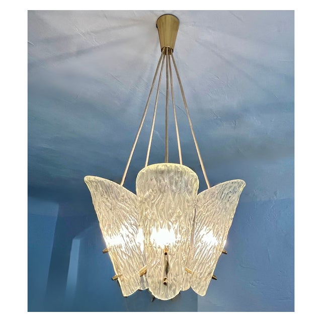 Kalmar Chandelier in Brass and Textured Glass by J. T. Kalmar for Kalmar, 1960s For Sale - Image 4 of 7