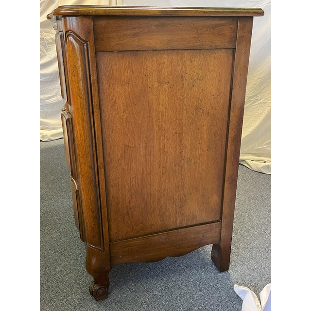 Bodart Furniture Vintage Bodart French Provincial 9-Drawer Chest of Drawers For Sale - Image 4 of 12