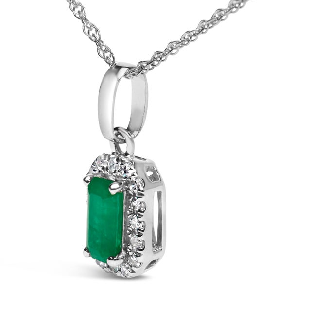 Contemporary 10K White Gold 5x3mm Green Emerald and Diamond Accent Halo Octagonal Shape 18" Pendant Necklace (I-J Color, I1-I2 Clarity) For Sale - Image 3 of 5