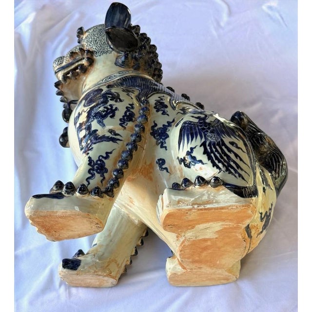 24" Nanking Blue White Porcelain Chinese Temple Guardian Lion Foo Dog Sheshi, Canonbury For Sale - Image 16 of 16