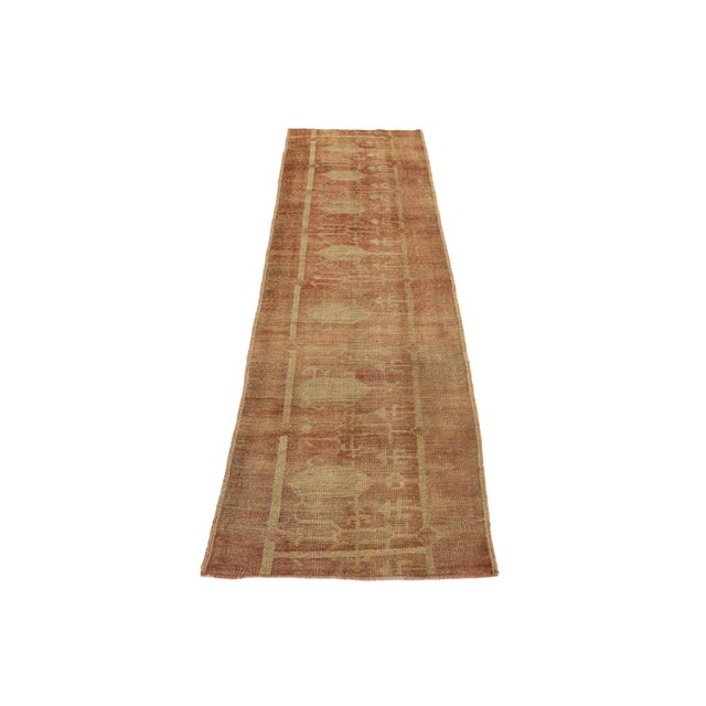 This exquisite handmade piece showcases the rich heritage of Turkish craftsmanship. Woven from premium terracotta wool, it...