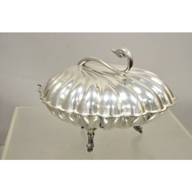 Metal Vintage Leonard Silverplate Clam Shell Form Silver Plated Hinged Warmer With Swan Handle For Sale - Image 7 of 12