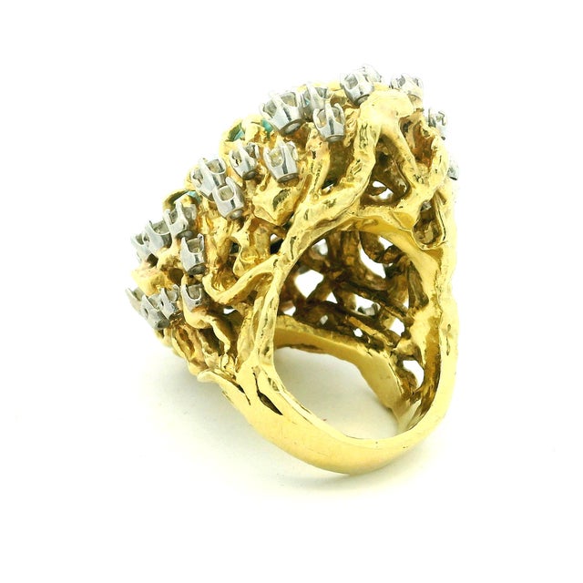 1960s 18k Gold Turquoise and Diamond Freeform Cocktail Ring, Size 7.5 For Sale - Image 9 of 17
