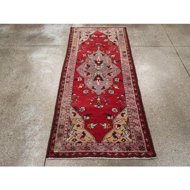 Galerie Shabab Collection Mid-20th Century Turkish Anatolian Throw Rug For Sale - Image 4 of 10
