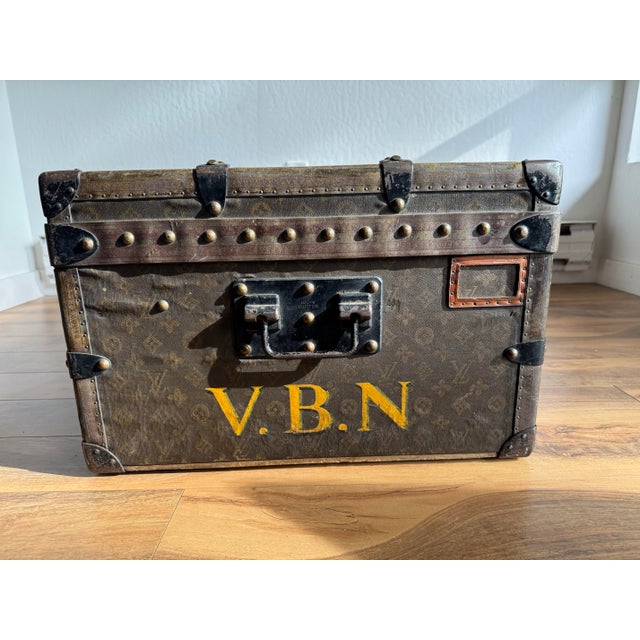 Antique Louis Vuitton Monogram Canvas Cabin 100 Trunk, Black Lacquered Iron Hardware, Dated 1911, Monogrammed v.b.n [Ll] For Sale - Image 12 of 12