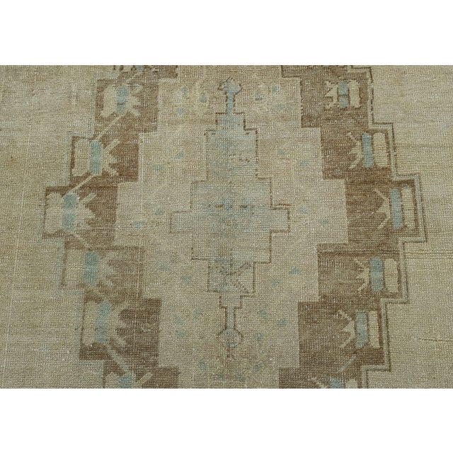 Turkish Vintage Runner Rug 4'5" x 8'7" #17113 For Sale In Houston - Image 6 of 8