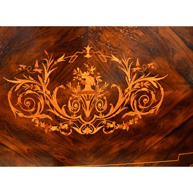 19th French Louis XV Rosewood Inlaid Center Table With Ormolu Mounts Desk For Sale - Image 17 of 18