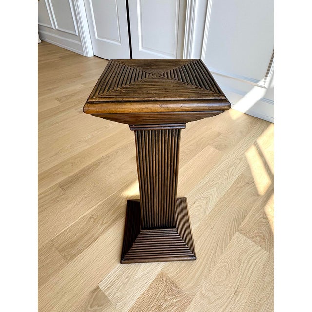 Brown Vintage Dark-Stained Pencil-Reed Rattan Pedestal / Plant Stand / Drink Table For Sale - Image 8 of 9