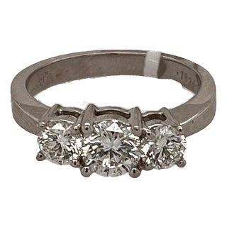 Late 20th Century 18k Three Stone Diamond Ring, Size 6.75 For Sale