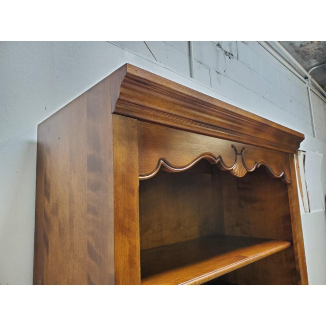 1990s Ethan Allen Bookcase French Country Display Cabinet Shell Carved Fin. 236 For Sale - Image 10 of 11