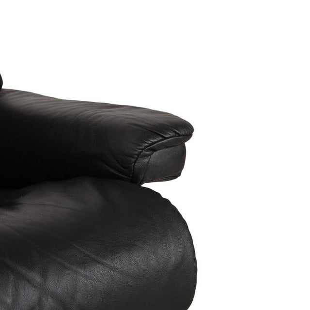 Gray Dark Grey Leather Stressless Sunrise Recliner with Manual Function For Sale - Image 8 of 18