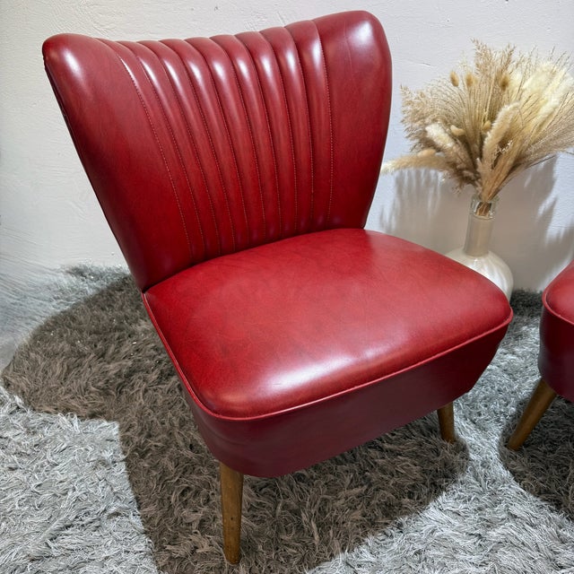 : For sale is a set of two original cocktail chairs from the 1950s, made in Germany. The chairs impress with their classic...